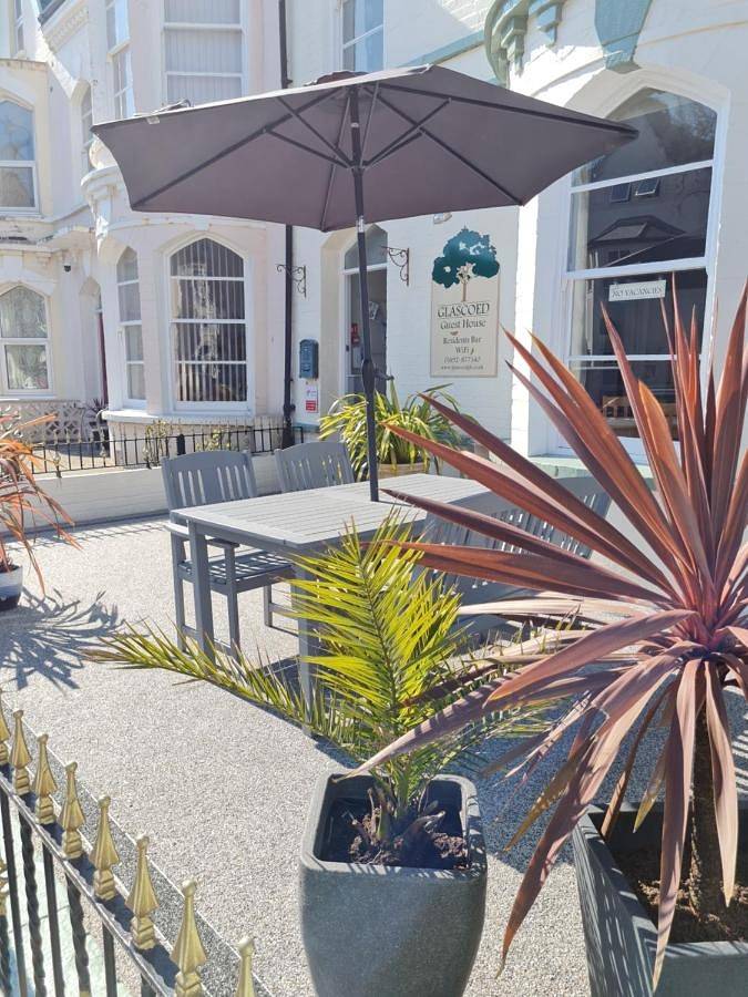 Bed and breakfast for 2 people, with Terrace and View in Llandudno