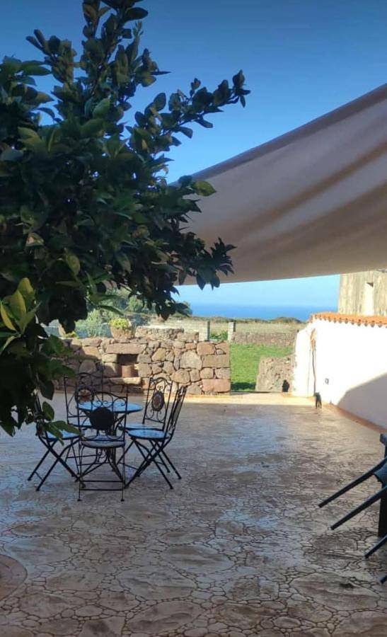 Double or Twin Room with Extra Bed in Suni, Planargia