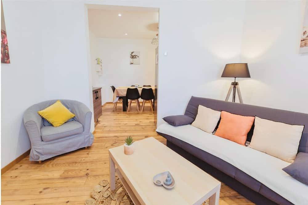 Apartamento entero, Heart of Pau - Air Conditioning and Parking - 4 Suites - Sleeps 4 to 10 in Pau (Francia), Béarn