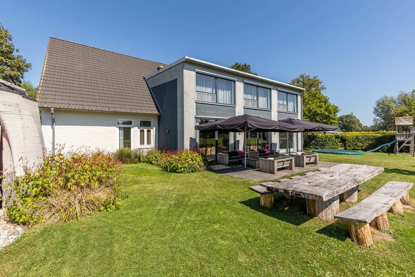 Beautiful 8-person holiday home in a unique location in Teuge on the Veluwe. in Teuge, Veluwe