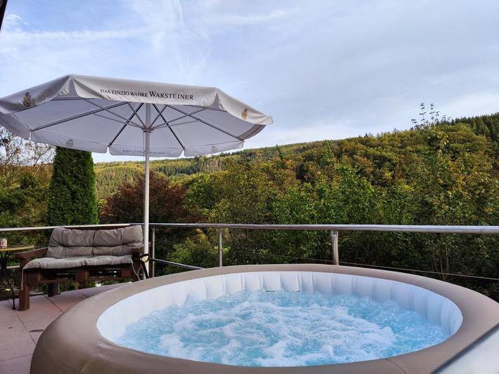 Ferienhaus für 6 Personen, mit Garten und Ausblick, mit Haustier in Simmerath