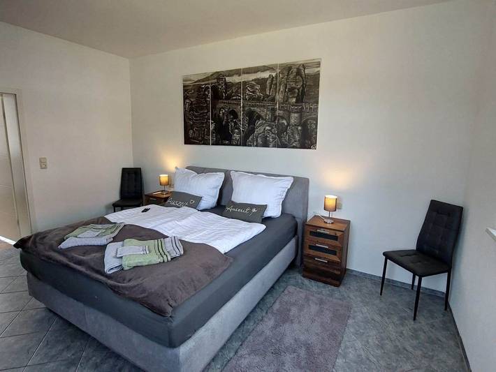 Ferienwohnung für 4 Personen, mit Terrasse und Whirlpool sowie Garten - 1