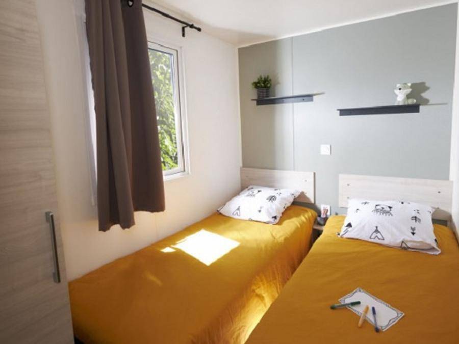 Camping Le Sous Bois - Mobilhome 6 personnes - 2 Chambre Evo29 + Climatisation dimanche in Saint-Maurice-d'Ibie, Ardèche