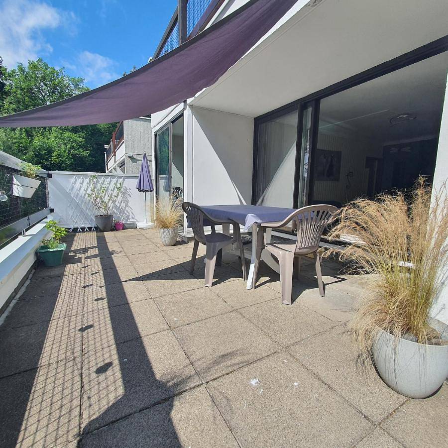 Appartement entier, Three-Bedroom Apartment in Murol, Parc naturel régional des Volcans d'Auvergne