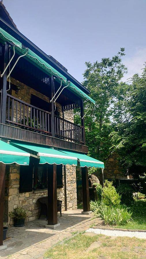 Casa de vacaciones para 12 personas, con jardín y vistas en Sobrarbe - 2