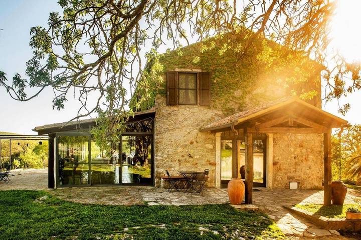 Stanza per 2 persone, con piscina e panorama nonché giardino in Maremma