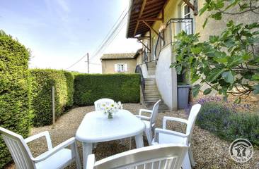 Gîte pour 4 Personnes dans Saint-Julien (Rhône), Région de Villefranche-sur-Saône, Photo 2