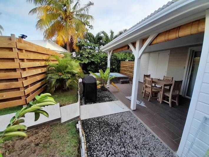 Location de vacances pour 3 personnes, avec piscine et terrasse à Le François - 3