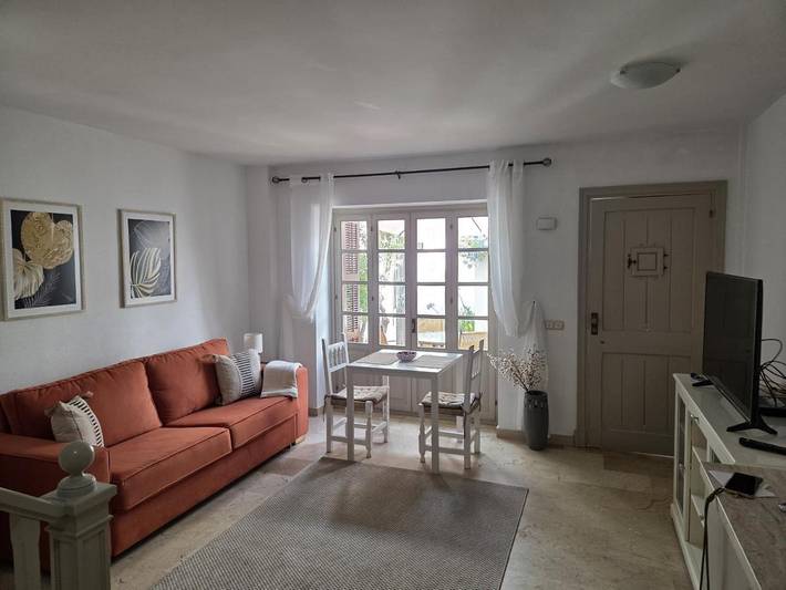Villa pour 3 personnes, avec balcon et piscine à Estepona