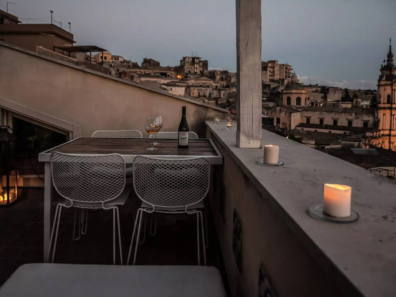 Apartamento entero, 4 estancias 4 Personas in Modica (town), Módica