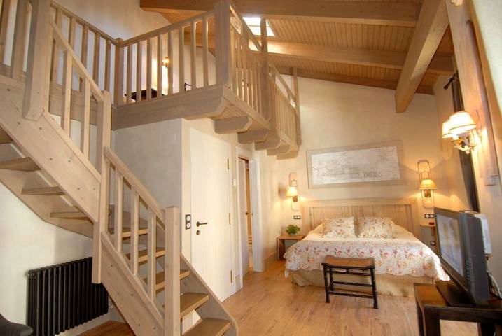 Hôtel pour 3 personnes, avec terrasse et jardin, adapté aux familles à Castejón de Sos - 3