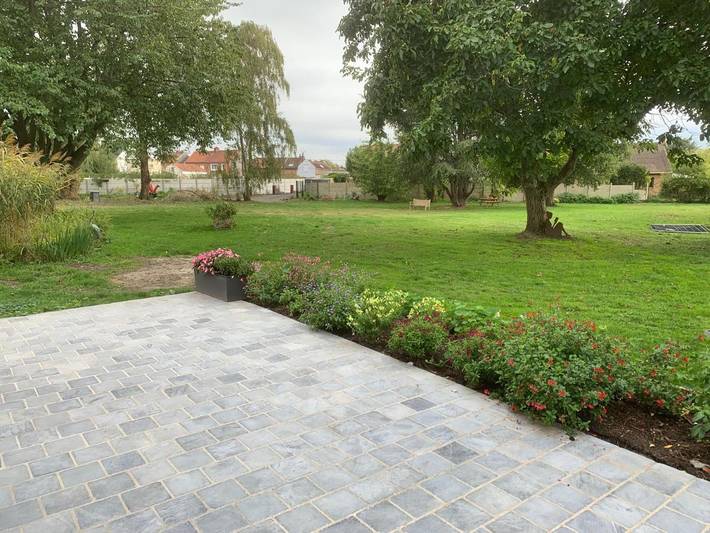 Gîte pour 5 personnes, avec vue sur le lac ainsi que jardin et vue à Carvin - 3