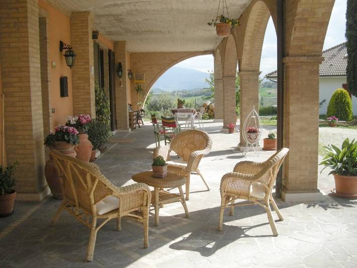 Chambre d’hôte pour 2 personnes, avec Balcon et Terrasse ainsi que Jardin et Vue