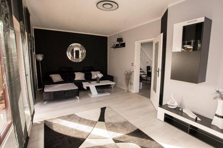 Ferienwohnung für 8 Personen, mit Ausblick und Garten, mit Haustier in Nossentiner Hütte