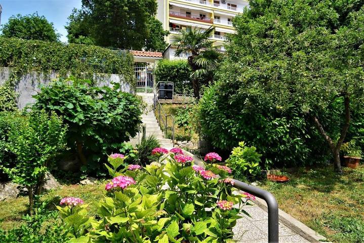 Maison d’hôte pour 4 personnes, avec vue ainsi que terrasse et jardin dans Grad Opatija - 2