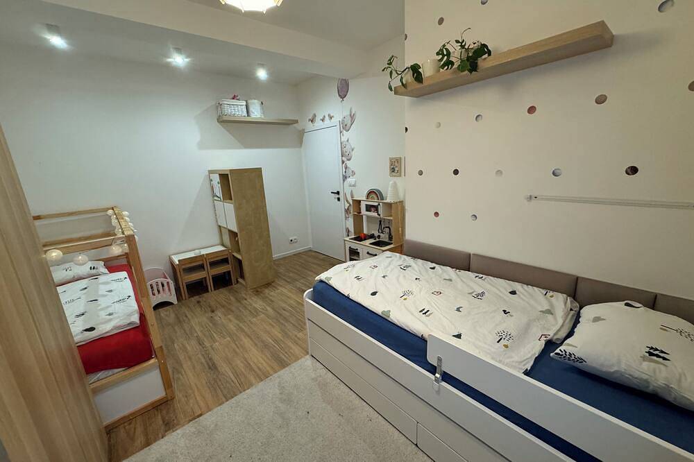 Delightful 3-bedroom house in charming Poprad for your getaway in Deutschendorf, Low Tatras