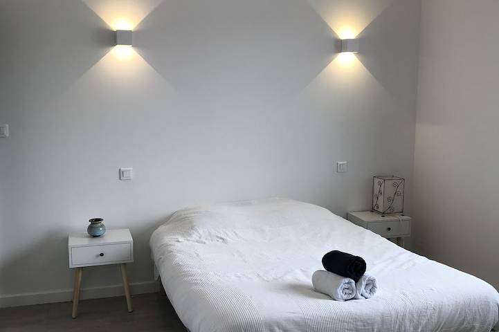 Location de vacances pour 8 personnes, avec terrasse et jardin, animaux acceptés dans Port de Gourmalon - 2