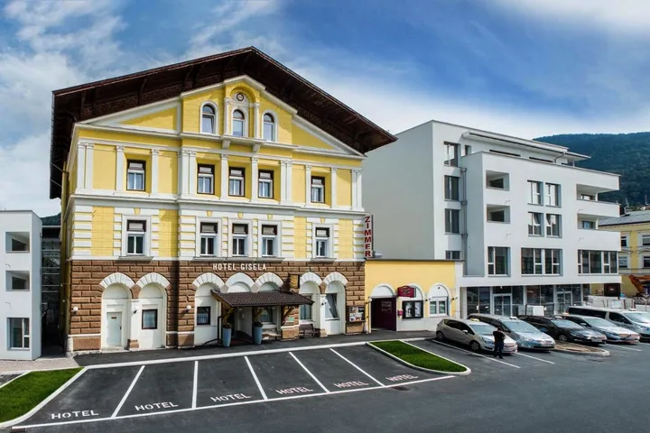 Hotel for 1 people, with pets - 1