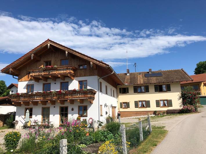 Ganze Ferienwohnung, Taubennest - Ferienwohnung Taubennest 80 qm in Grabenstätt, Chiemsee
