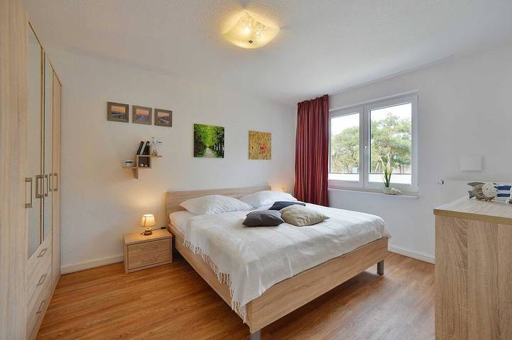 Ferienwohnung für 3 Personen, mit Balkon und Sauna in Altenkirchen - 2