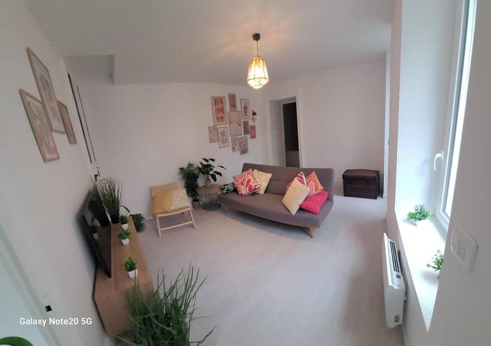 Location de vacances pour 6 personnes, avec terrasse à Saint-Julien-l'Ars