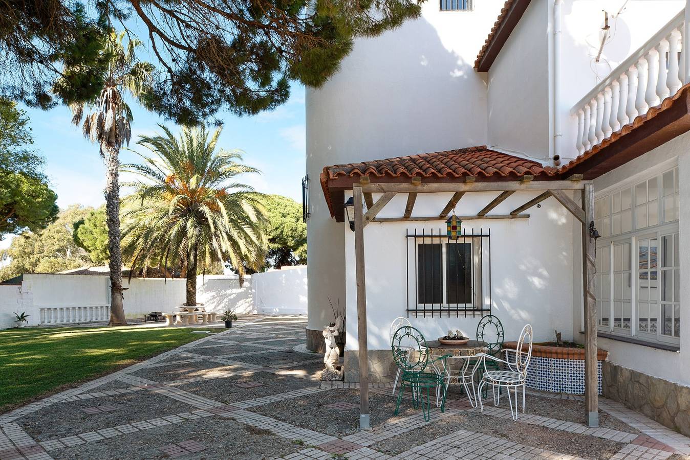 Villa "Paraíso" con piscina privada, terraza y Wi-Fi in Pago del Humo, Chiclana de la Frontera