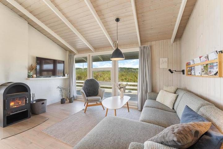 Ferienhaus mit Sauna und Terrasse dicht am Strand in Hvide Sande, Holmsland Klit