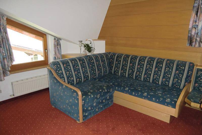 Apartamento vacacional entero, Apartment 1 Og./2 Schlafz./Bad, Wc in Ischgl, Verwall mountains