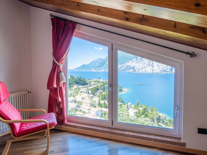 Ferienhaus für 6 Personen, mit Balkon und Terrasse sowie Garten und Seeblick in Malcesine - 4