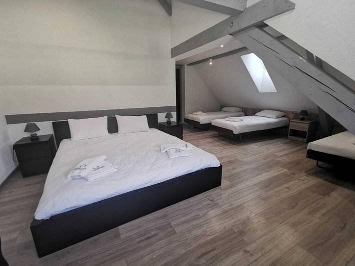 Hôtel pour 37 personnes, avec jacuzzi et terrasse - 1