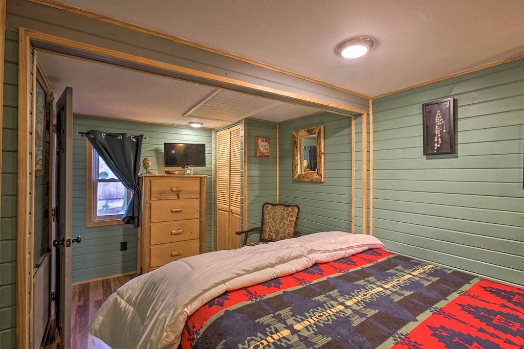 Neu! \"Clever Bear Cabin\" - Gehen Sie zum Higgins Lake! in Higgins Lake