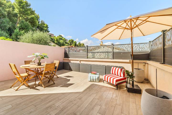 Apartamento entero, 625 Liberation - Lot 4 in Saint-Laurent-du-Var, Costa mediterránea (Francia)