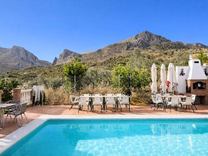 Chalet para 16 personas, con jardín - 1