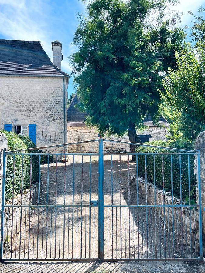Family Room with Garden View in Lanzac, Quercy