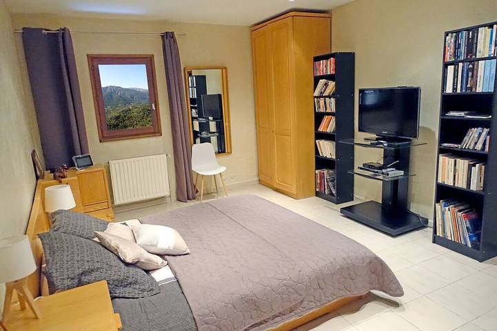 Gîte pour 4 personnes, avec jacuzzi et jardin à Sainte-Lucie-de-Tallano - 4