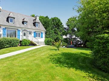 Location de vacances pour 6 personnes, avec jardin à Saint-Alban