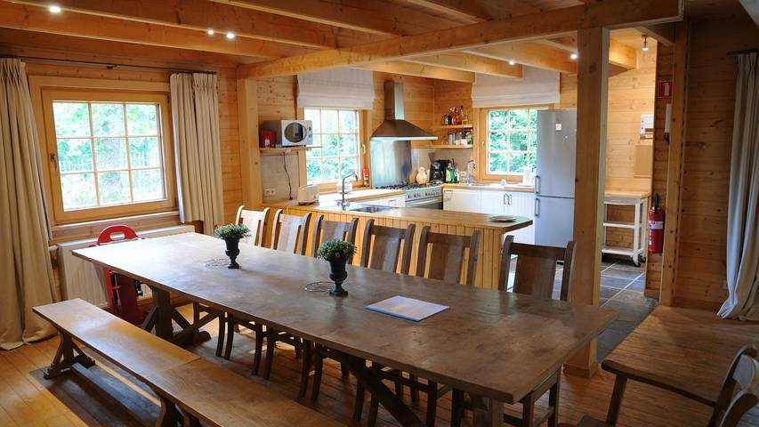 Location de vacances pour 13 personnes, avec jardin dans Bomal - 3