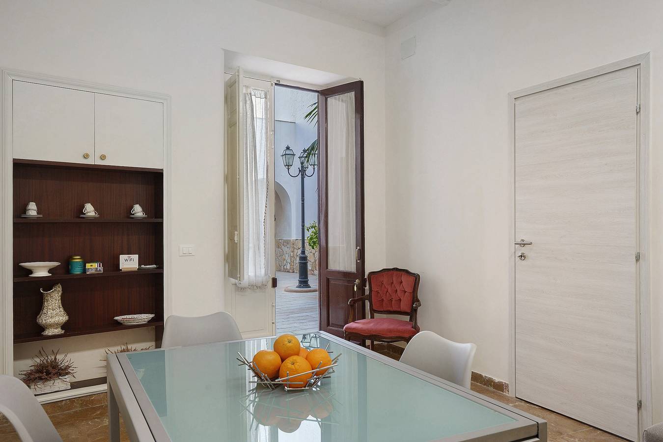 Ganze Wohnung, Apartment 'Superior Il Cortiletto 21' mit Gemeinschaftsterrasse, Wlan und Klimaanlage in Marsala, Trapani Provinz