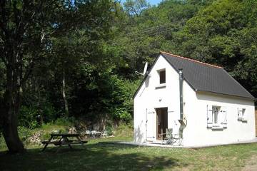 Maison de vacances pour 2 personnes, avec jardin à Plogonnec