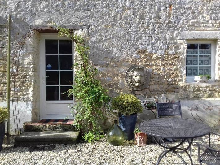 Location de vacances pour 2 personnes, avec Jardin à Vaux-sur-Seulles
