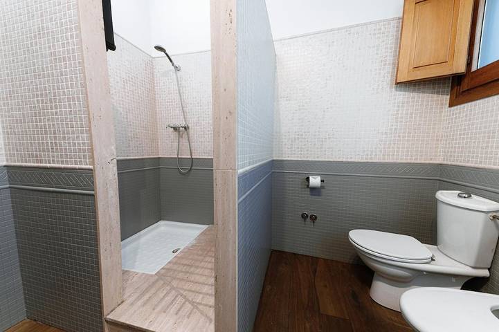 Suite Airport 2 (private bathroom) a 8 minutos  en coche del aeropuerto in El Prat de Llobregat, Bajo Llobregat
