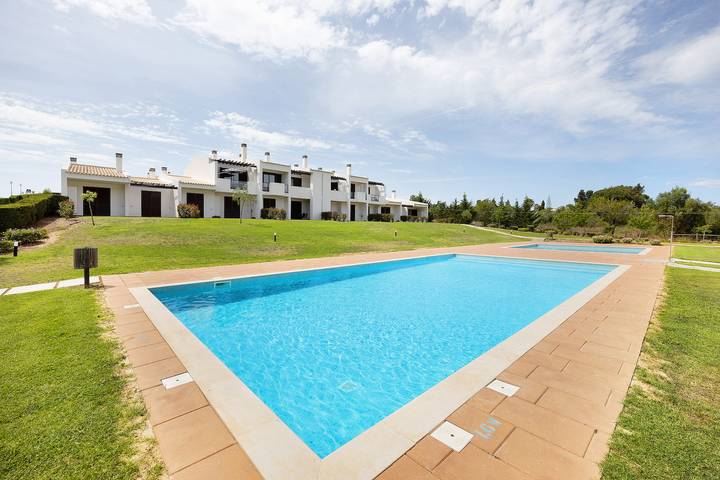 Ferienwohnung für 6 Personen, mit Garten und Kinderpool in Alvor - 2