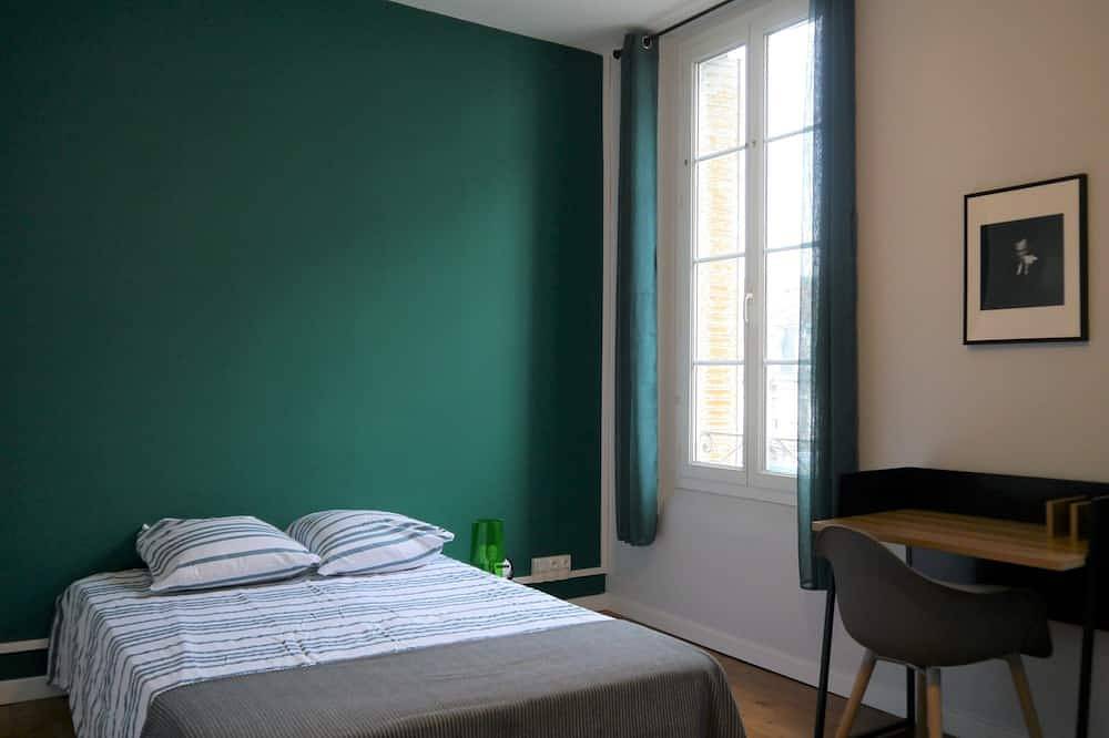 Entire apartment, Center ★ Space & Comfort ★ 4 bedrooms in Tarbes, Hautes-Pyrénées