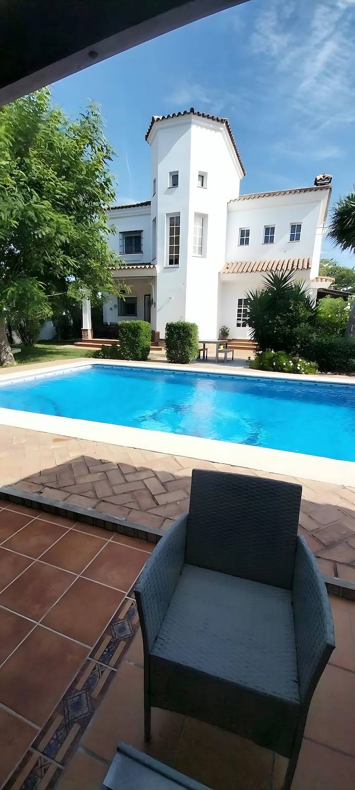 Casa vacanze 'Victoria' con piscina privata, Wi-Fi e aria condizionata in El Santiscal, Arcos de la Frontera