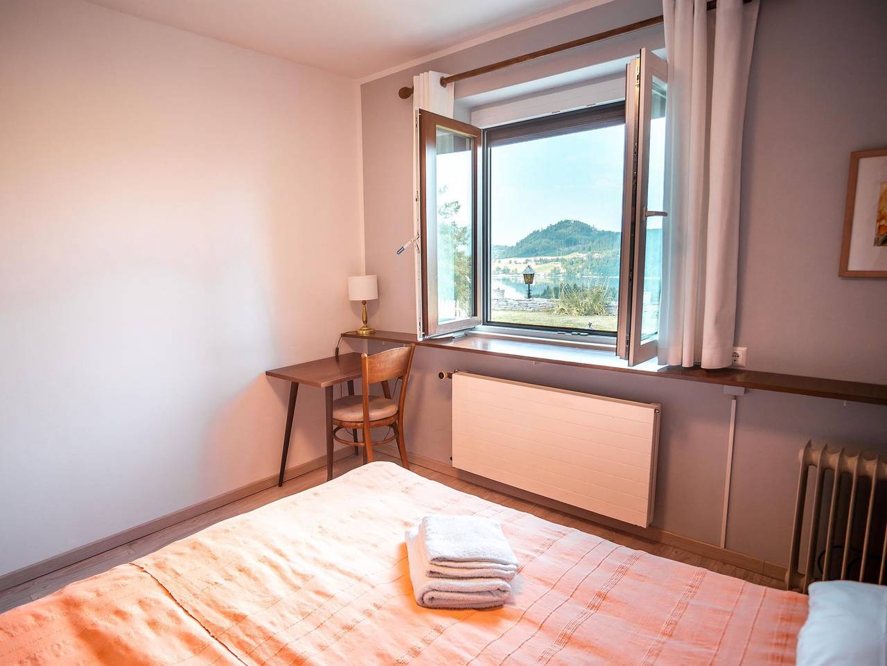 Ganze Ferienwohnung, Ferienwohnung im Haus am Hügel in Sankt Georgen am Längsee, Mittelkärnten