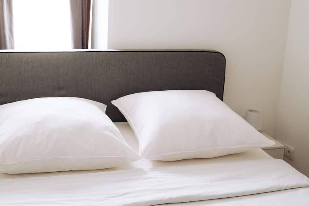 Ganze Wohnung, Moderne Maisonette-Ferienwohnung We5 mit Terrasse und kostenlosem Parkplatz in Reichenbach, Chemnitz und Umgebung