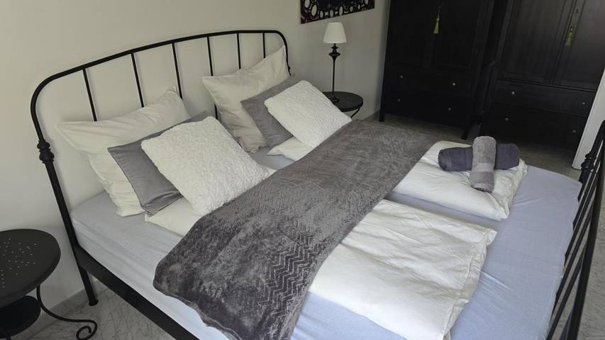 Ferienwohnung für 4 Personen, mit Balkon in Köln