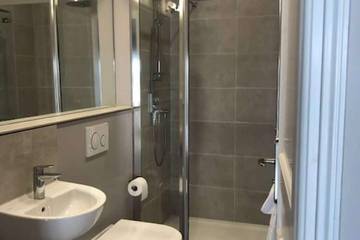 Gîte pour 4 Personnes dans Castelnau-de-Montmiral, Massif central, Photo 2