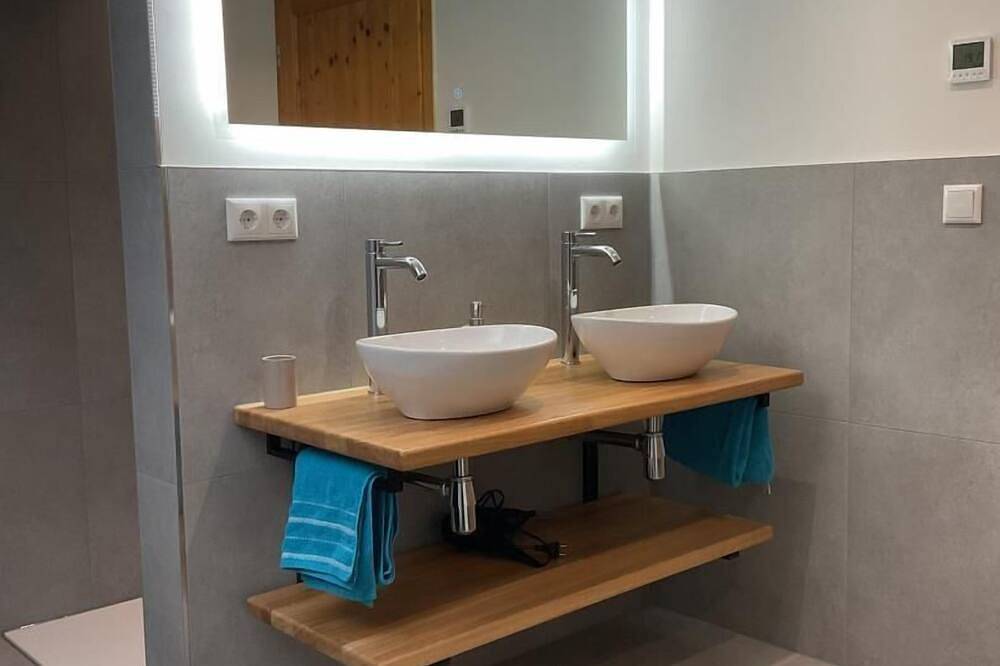 Ganze Wohnung, Ferienwohnung Mansi in Chiemgau in Kienberg, Landkreis Traunstein