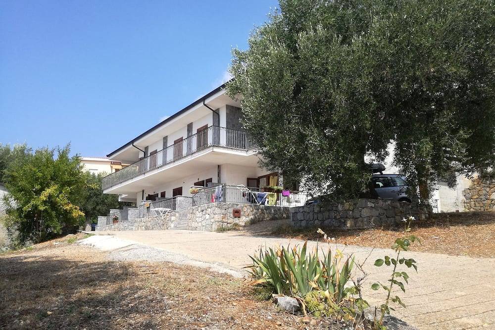 Ganze Wohnung, Ferienwohnung in Marina di Camerota (Cilento) in Marina di Camerota, Camerota